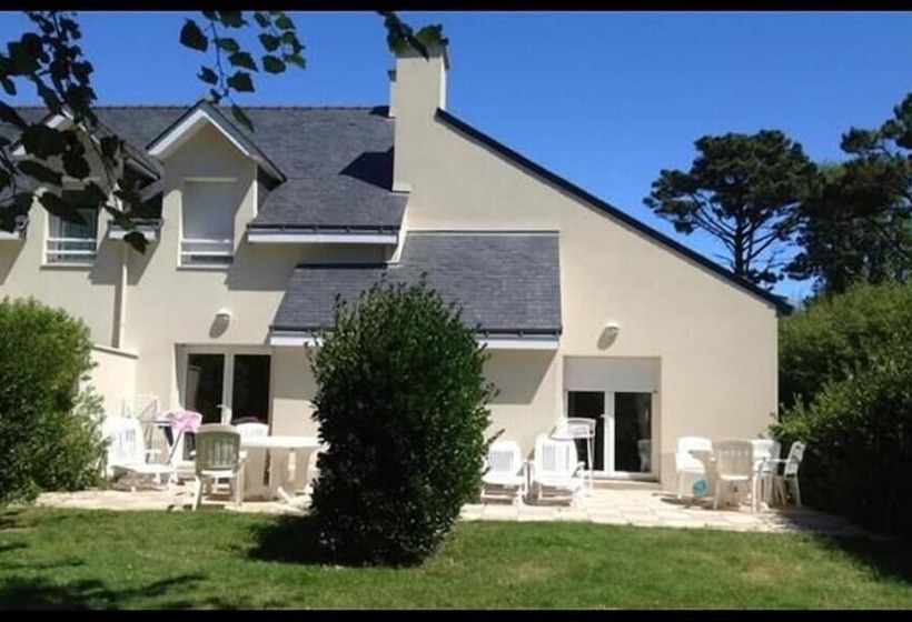 住所  Résidence Les Iles