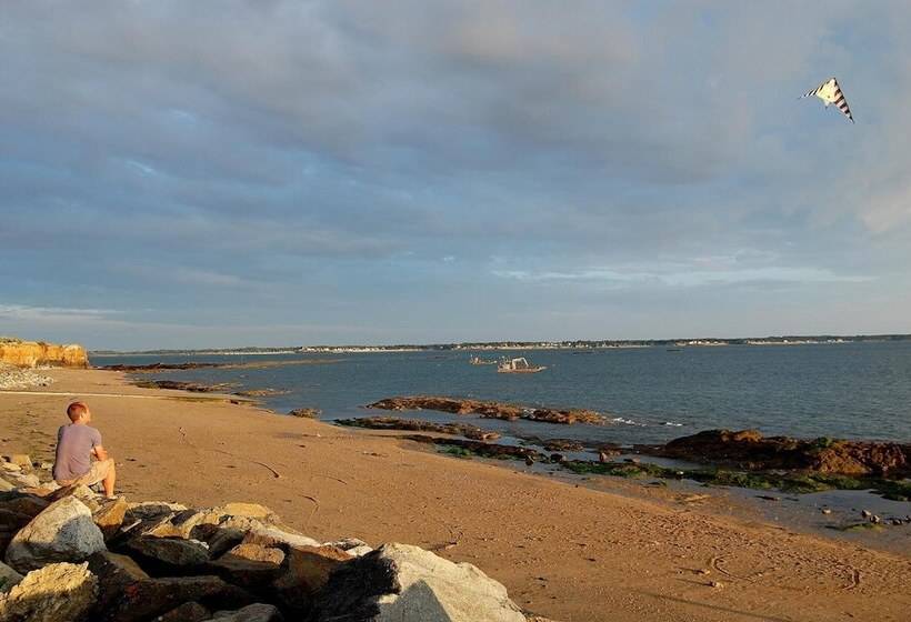 住所  Résidence Les Iles