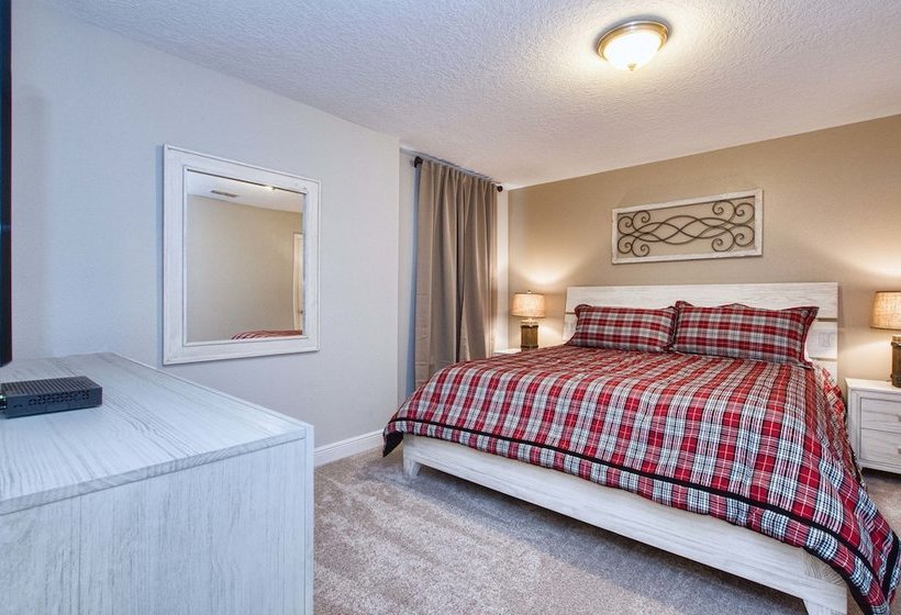 Solterra  6 Bedrooms House W/pool7040sr