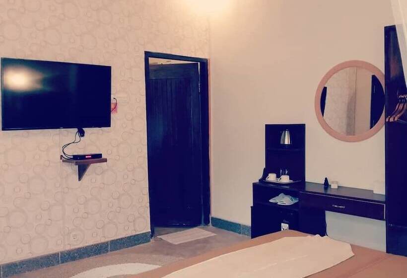 تختخواب و صبحانه Zifa Kuta Lombok