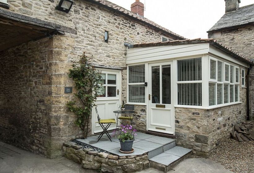 Bramwood Cottages