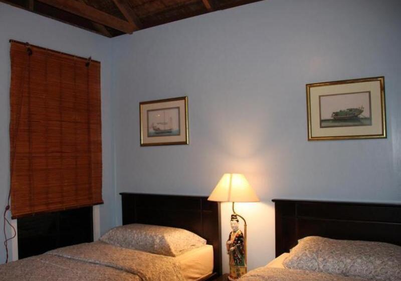 هتل 1511 Coconut Grove
