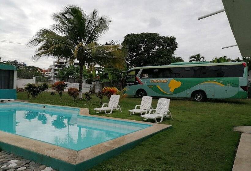 هتل Cabañas Cordelia Tonsupa