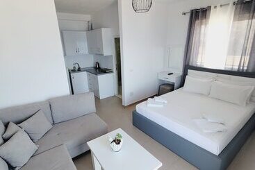 هتل Makla Apartaments