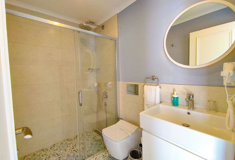 Mavi Kiyi Suites