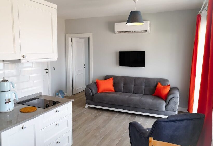 Mavi Kiyi Suites
