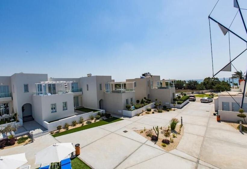 پانسیون Blue Diamond Villas