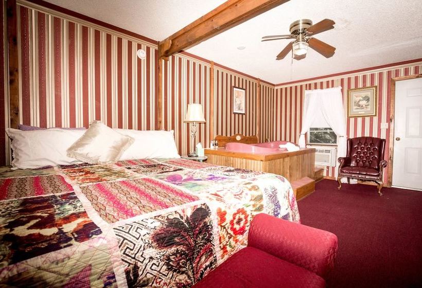 بنسيون Cottages On Main