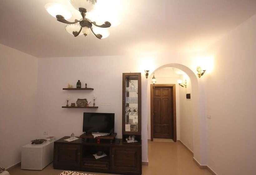 پانسیون Guesthouse Altin