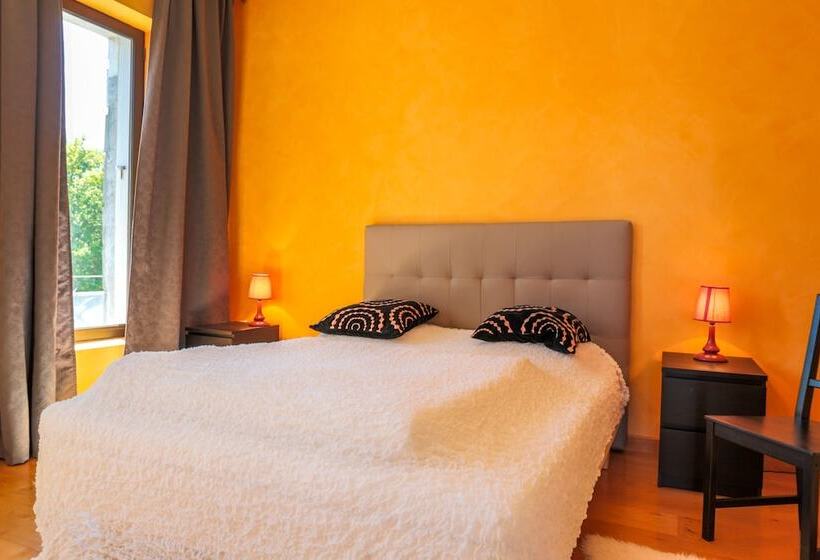 اقامتگاه Résidence Du Chateau De Bégué