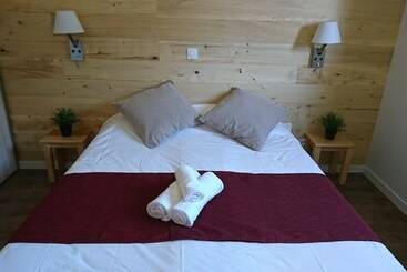 استراحتگاه Village Vacances Les Lambrilles