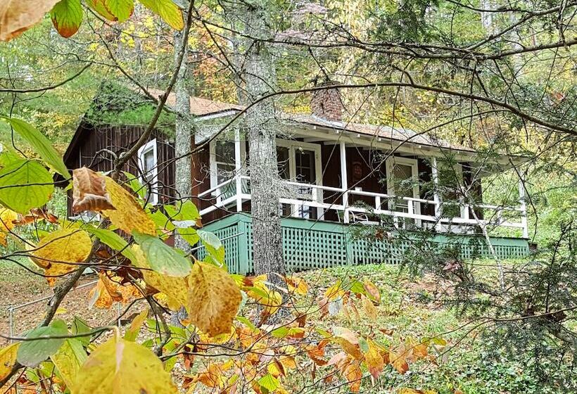 The Cabins At Healing Springs