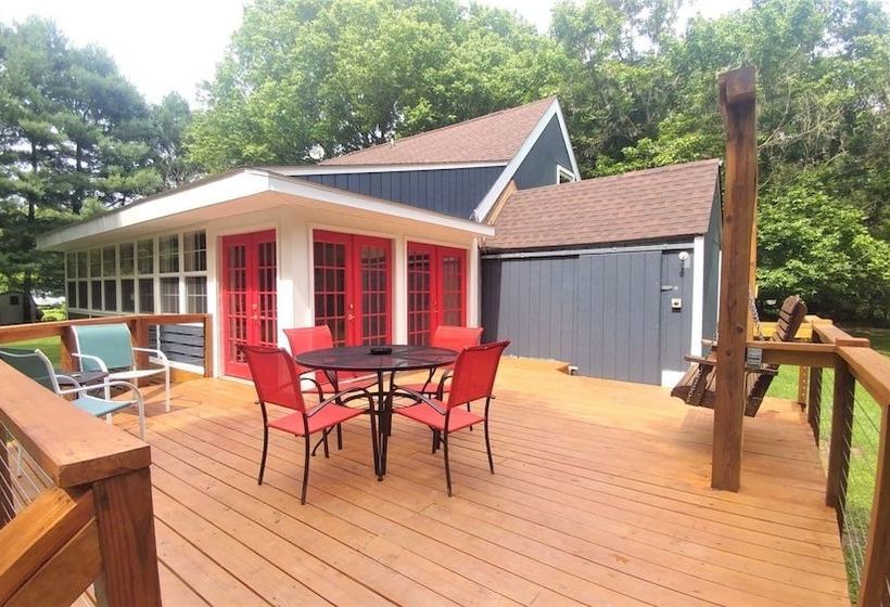 The Jive  Christophers_riverside_cabin