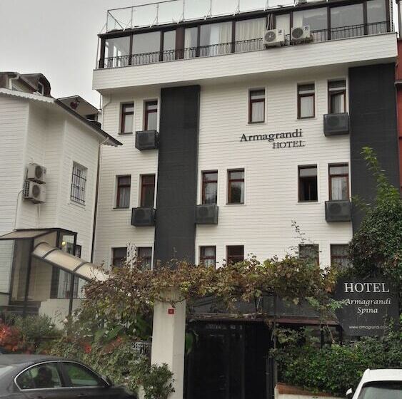 Armagrandi Spina Hotel-special Category