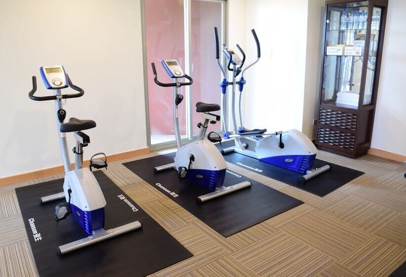 هتل Beach Resort Green Bay