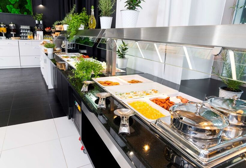 هتل Best Western Plus Krakow Old Town