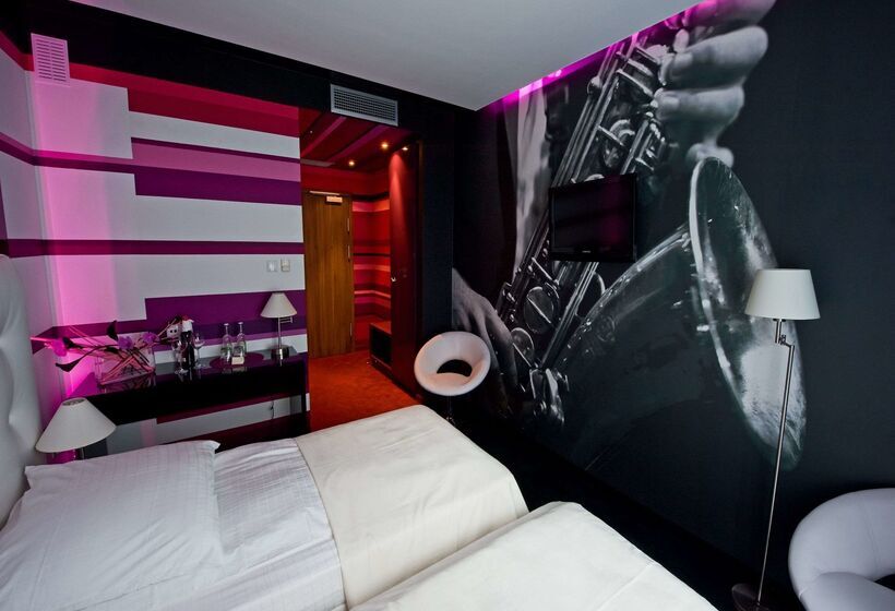 هتل Best Western Plus Krakow Old Town