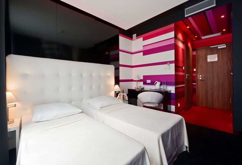 هتل Best Western Plus Krakow Old Town