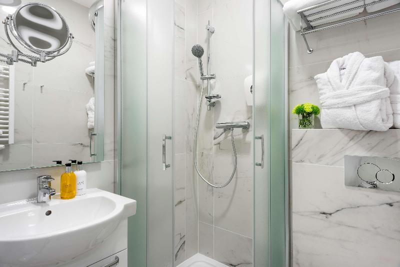 هتل Best Western Plus Krakow Old Town