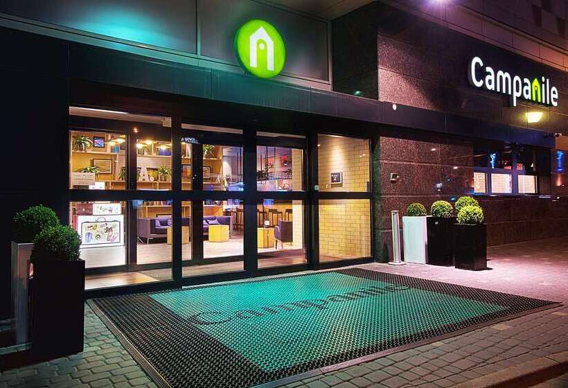 בית מלון כפרי Campanile Warszawa Centrum