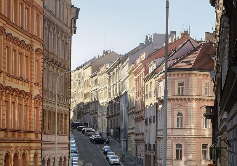 Fotos del hotel City Crown:  12