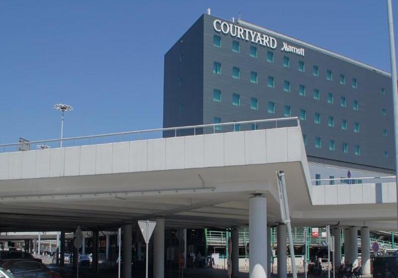 هتل Courtyard By Marriott Warsaw Airport