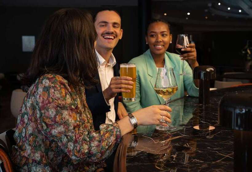 Fotos del hotel Hilton Paris La Défense:  2