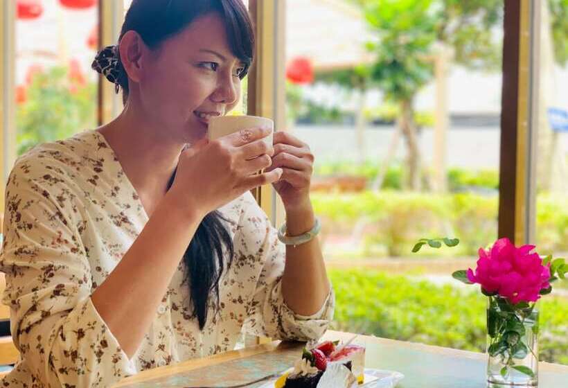 هتل Howard Beach Resort Kenting