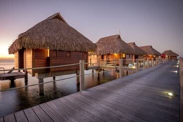 هتل Manava Beach Resort & Spa Moorea