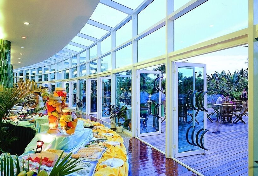 هتل Sunshine Resort Intime Sanya
