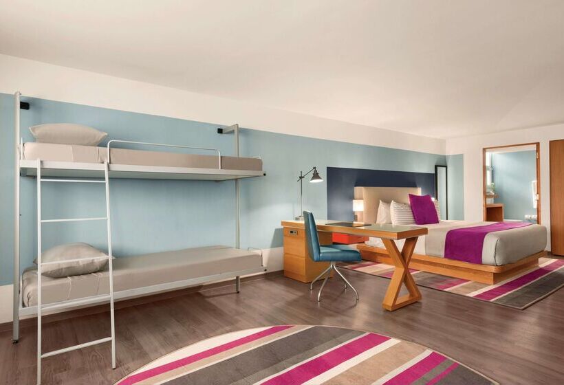 هتل Tryp By Wyndham Isla Verde