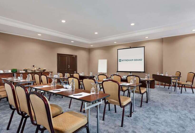 فندق Wyndham Grand Kayseri