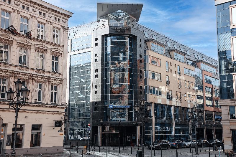 هتل Wyndham Wroclaw Old Town