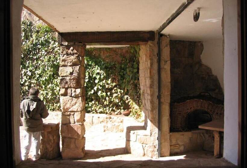 הוסטל Casa Fausto