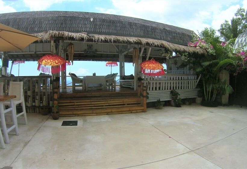 تختخواب و صبحانه Villa Senja Lombok