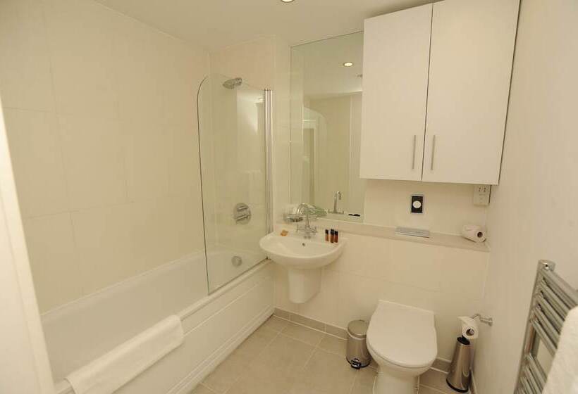 هتل Premier Suites Plus Bristol Cabot Circus