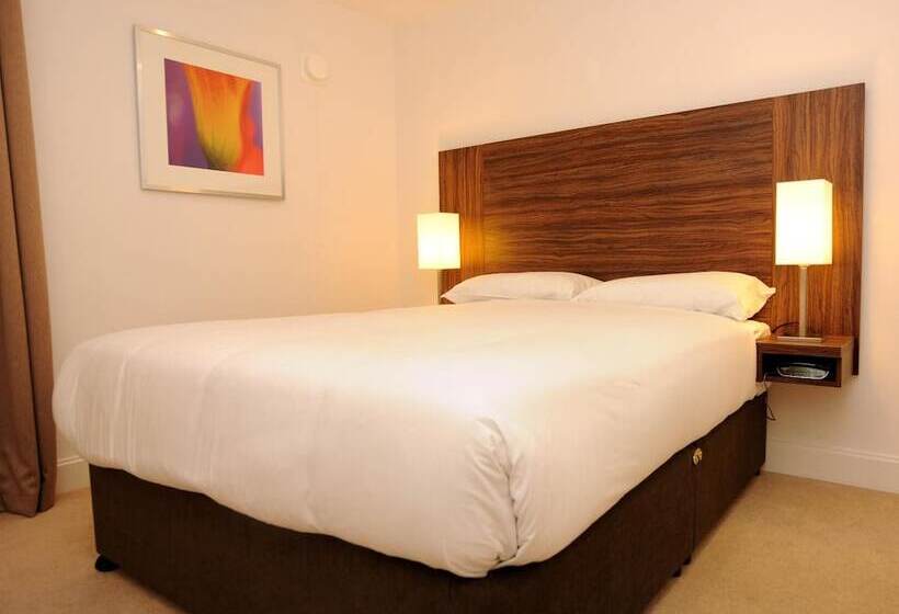 هتل Premier Suites Plus Bristol Cabot Circus