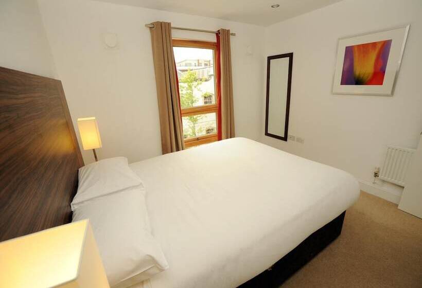 هتل Premier Suites Plus Bristol Cabot Circus