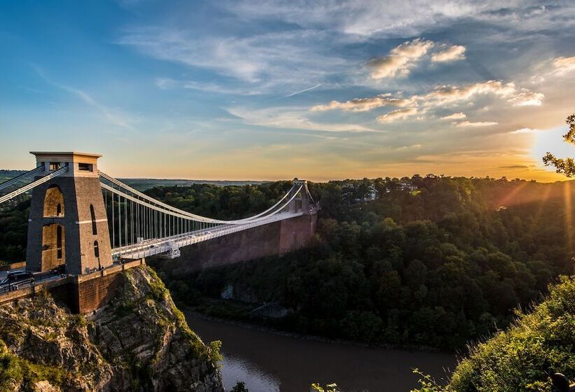 هتل Premier Suites Plus Bristol Cabot Circus