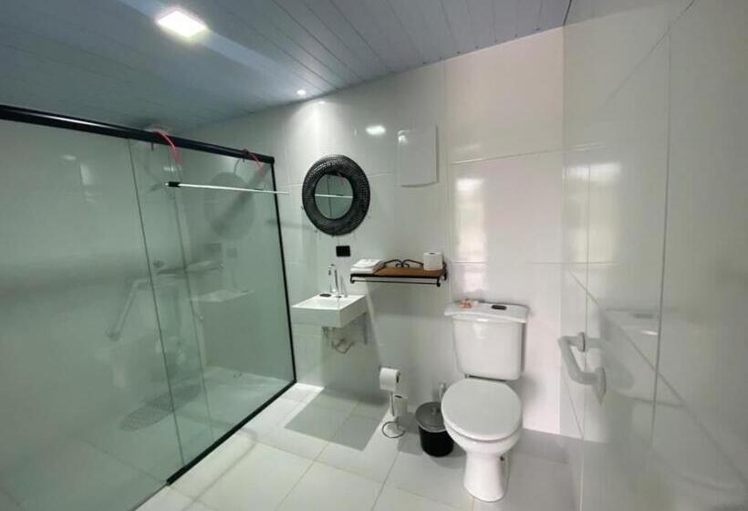פנסיון Pousada Villa Caiobá