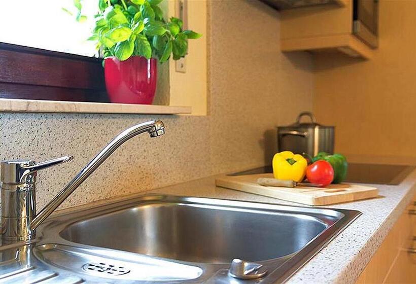 リゾートホテル Vulkaneifel Type L C6