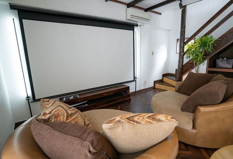 Cinema Resorts 1