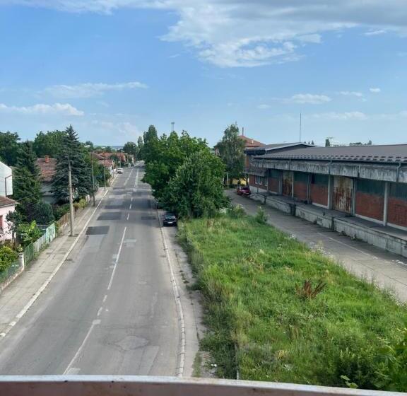 تختخواب و صبحانه Prenociste H2o