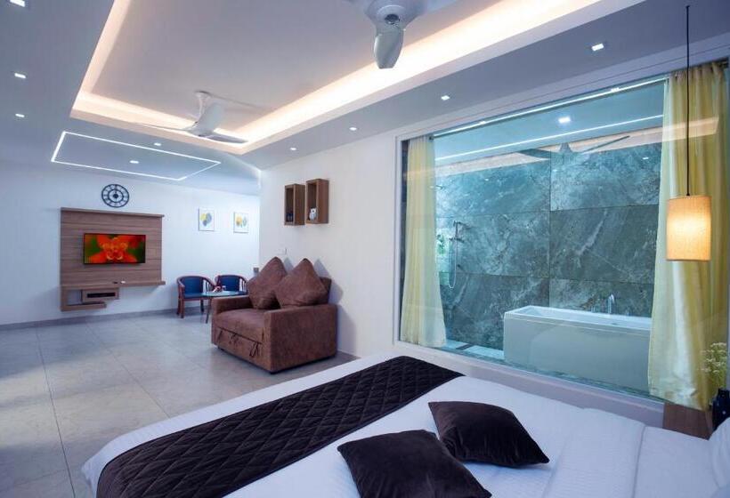 هتل Alleppey Haven Beach Villa