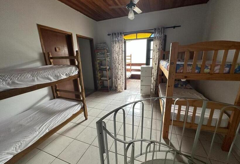 ペンション Hostel Bike Point Caraguatatuba