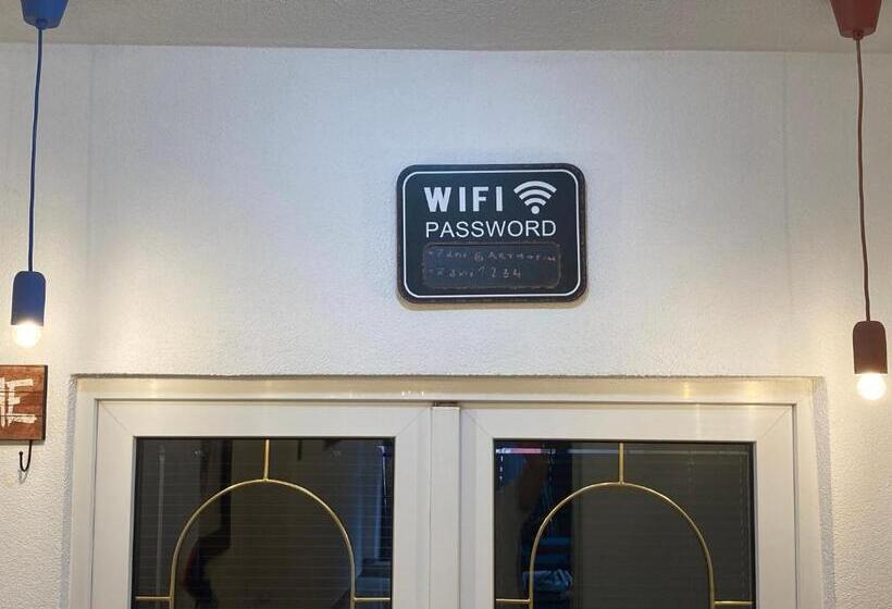 Zani Hostel