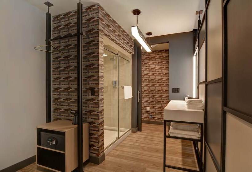 هتل Aloft Secaucus Meadowlands