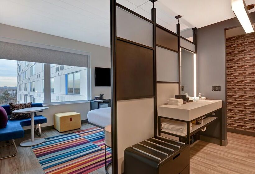 هتل Aloft Secaucus Meadowlands
