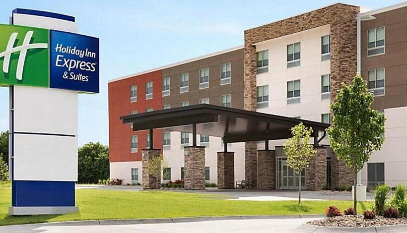 هتل Holiday Inn Express & Suites   Harrisburg S   Mechanicsburg, An Ihg
