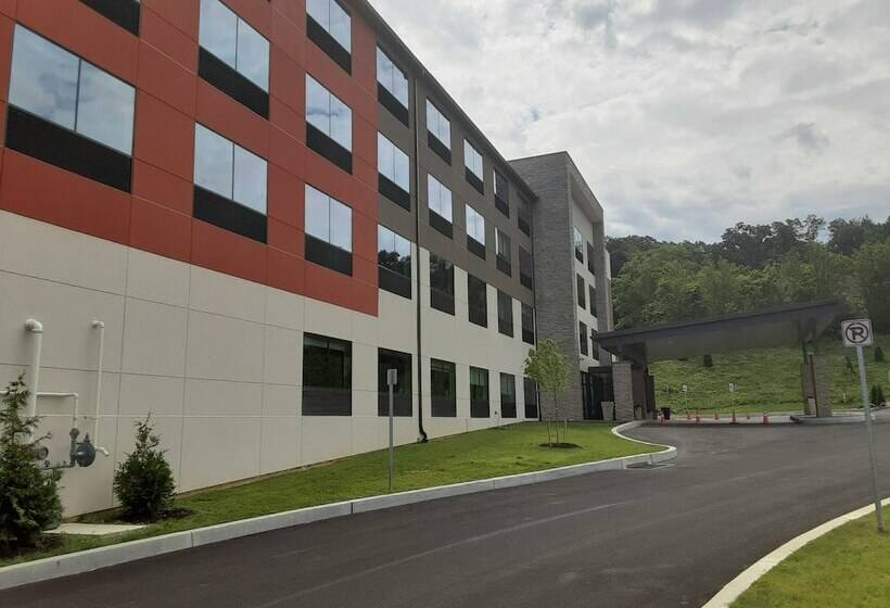هتل Holiday Inn Express & Suites   Harrisburg S   Mechanicsburg, An Ihg